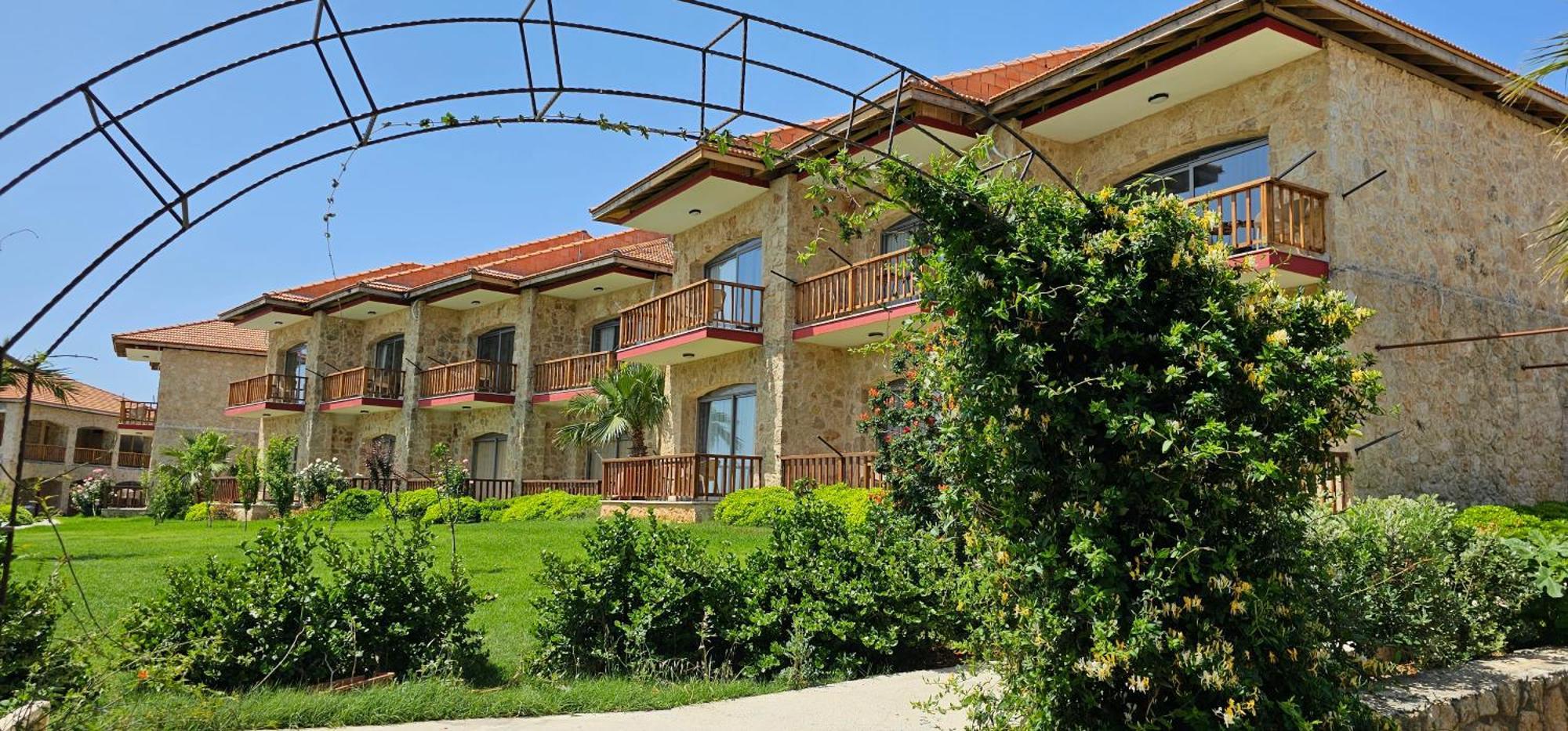 Burhan'S Hotel Rizokarpaso Εξωτερικό φωτογραφία